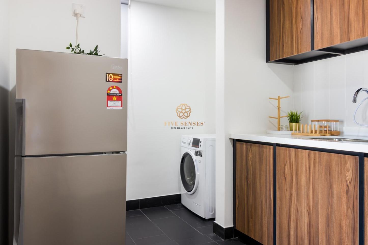 קואלה לומפור Una Residences, Sunway Velocity By Five Senses מראה חיצוני תמונה