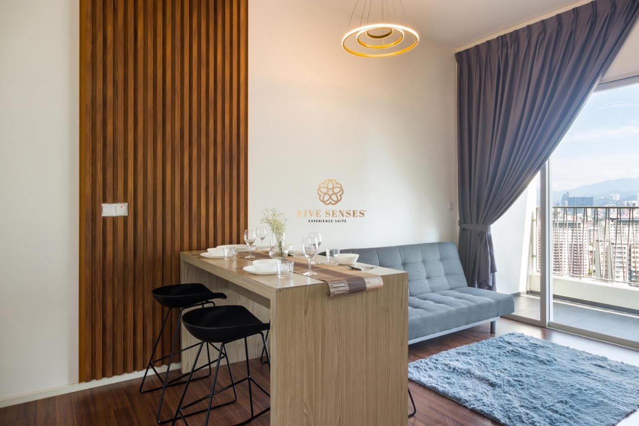 קואלה לומפור Una Residences, Sunway Velocity By Five Senses מראה חיצוני תמונה