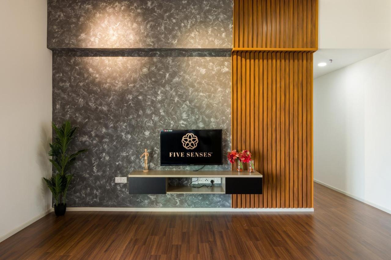 קואלה לומפור Una Residences, Sunway Velocity By Five Senses מראה חיצוני תמונה
