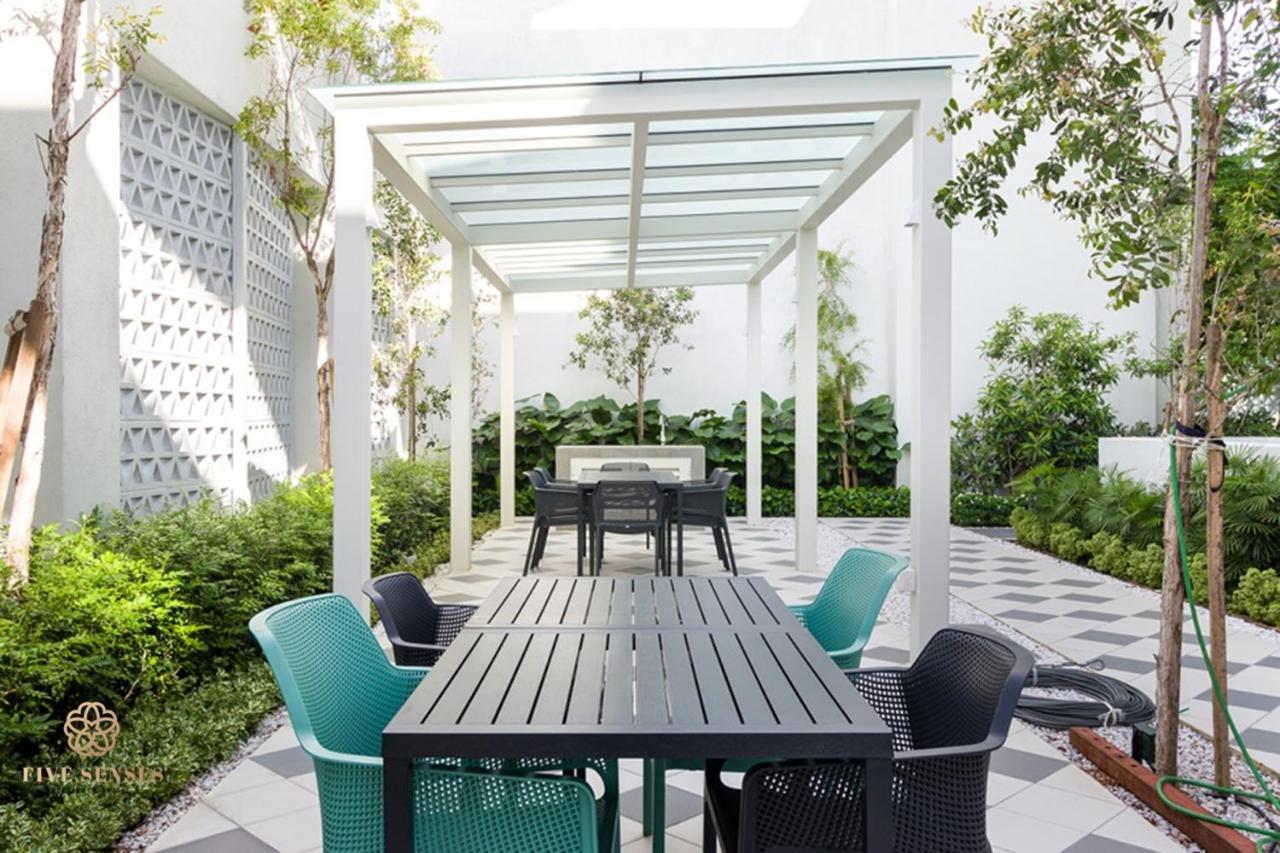 קואלה לומפור Una Residences, Sunway Velocity By Five Senses מראה חיצוני תמונה