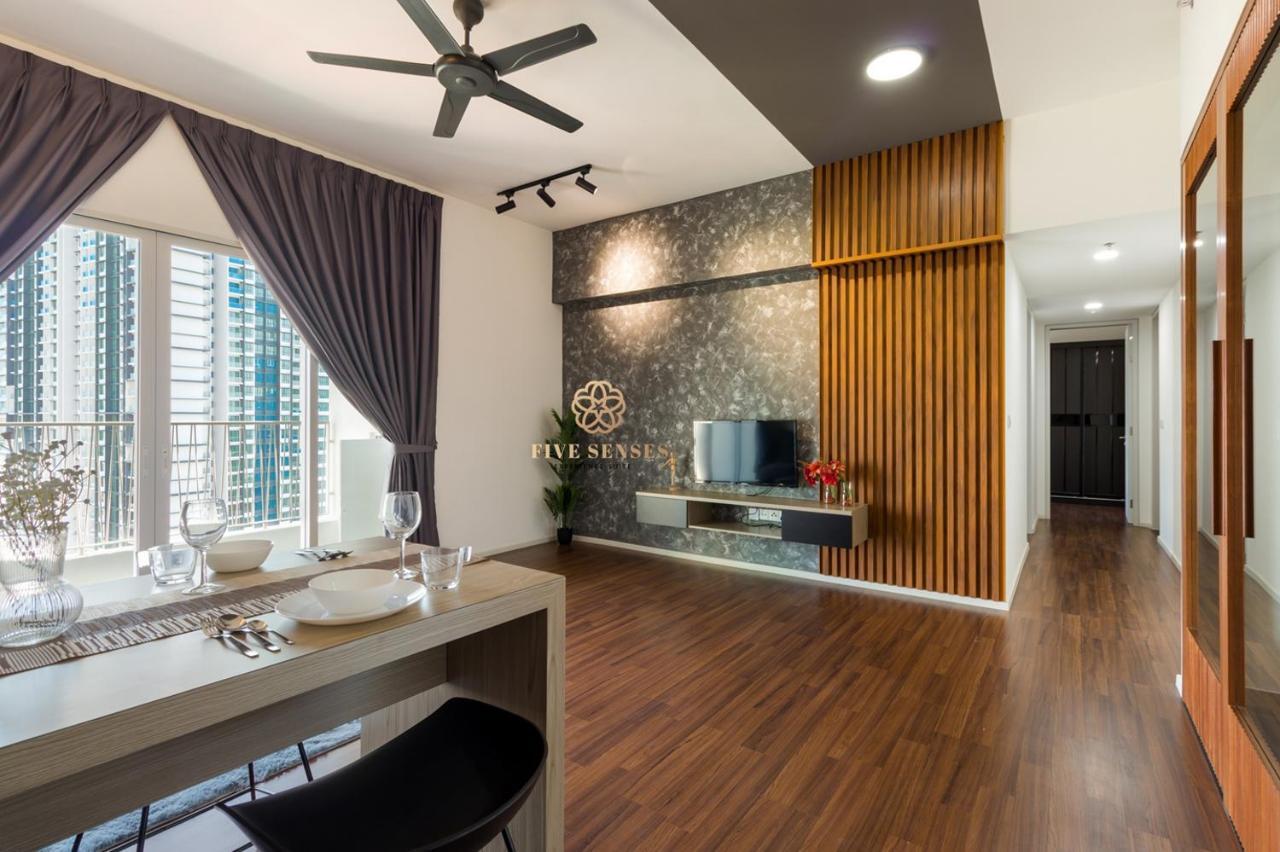 קואלה לומפור Una Residences, Sunway Velocity By Five Senses מראה חיצוני תמונה