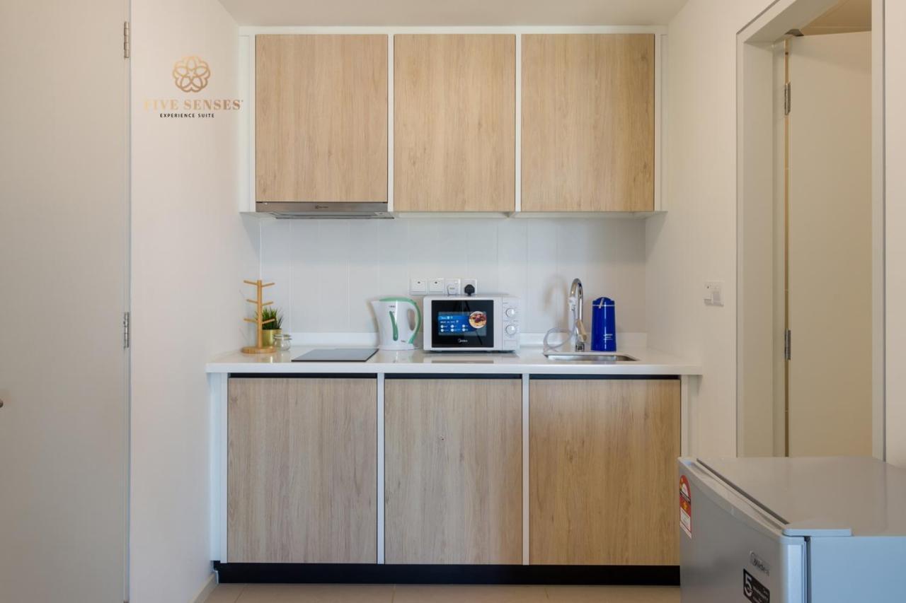 קואלה לומפור Una Residences, Sunway Velocity By Five Senses מראה חיצוני תמונה