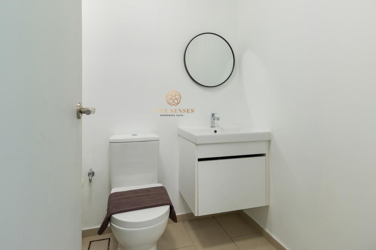קואלה לומפור Una Residences, Sunway Velocity By Five Senses מראה חיצוני תמונה